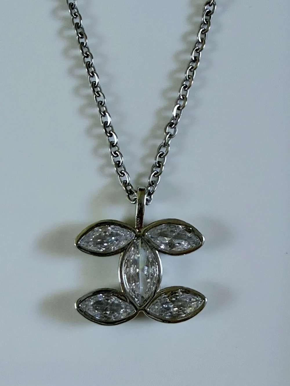 Silver Crystal Pendant Necklace - Elegant Women's Jewelry